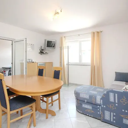 Mikulan Nara Guest house