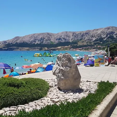Πανσιόν Mikulan Nara