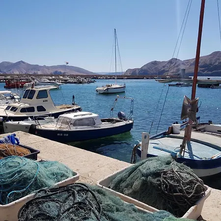 Mikulan Nara Πανσιόν Baška