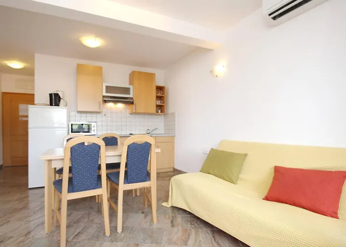 Mikulan Nara 3* Baška