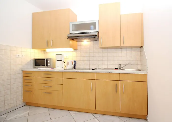 Mikulan Nara Baška
